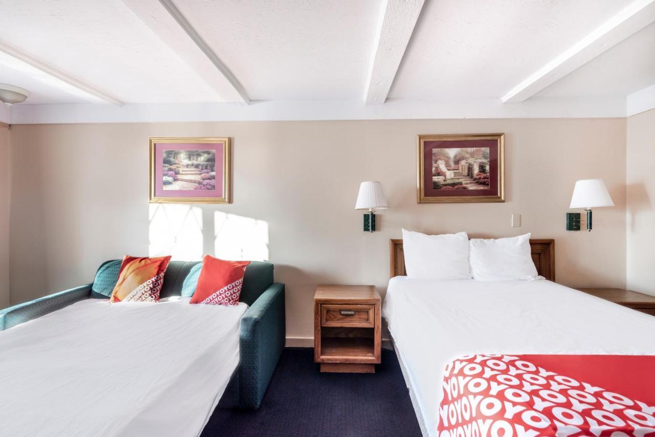 Oyo Hotel Wadsworth Oh I-76 Kültér fotó