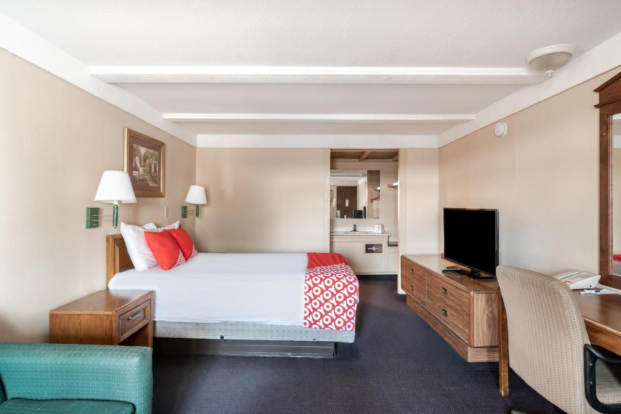 Oyo Hotel Wadsworth Oh I-76 Kültér fotó